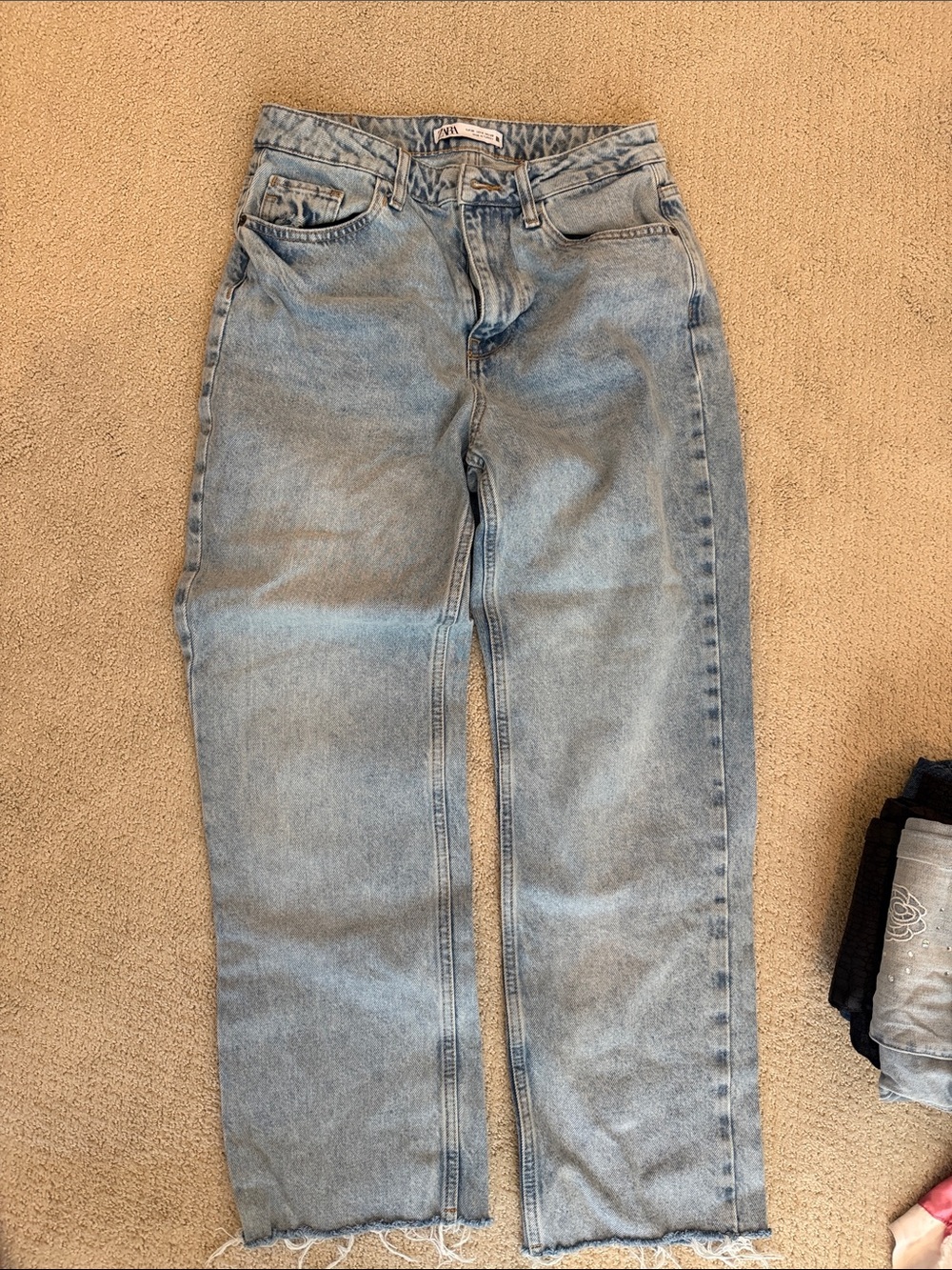ZARA Light Wash High-Rise Women’s Jeans - Casual Straight Fit